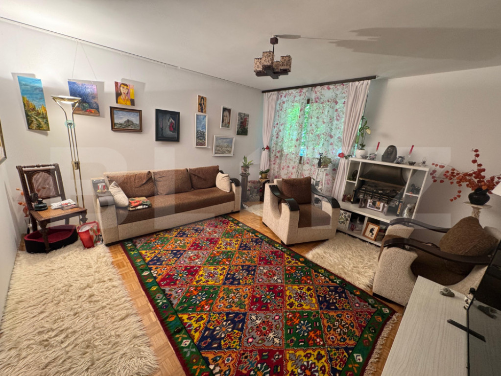 Apartament 3 camere parter Calea bucuresti ,Zona Spitalul d