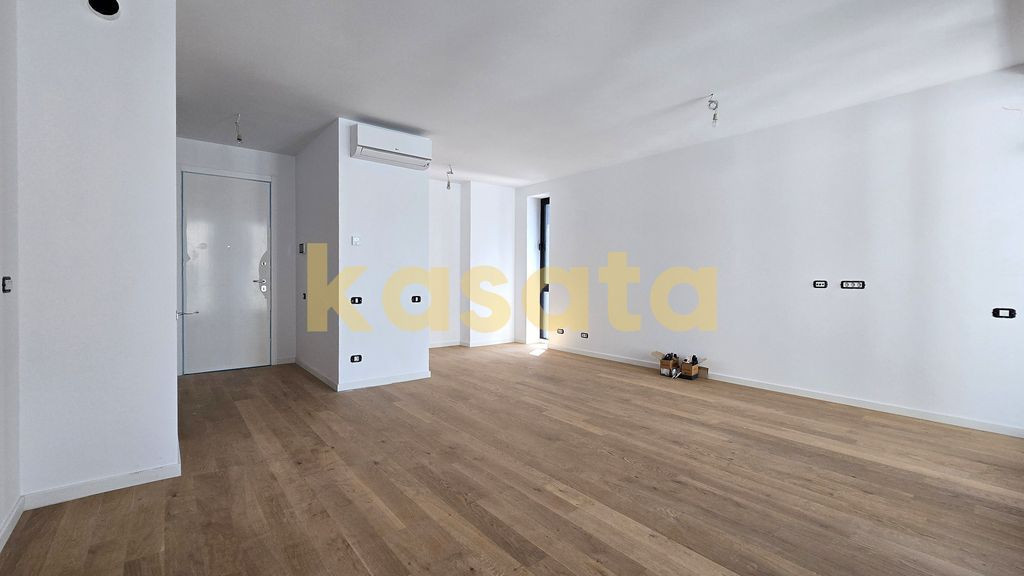 2 camere superior | 62 mp utili | WIN Herastrau | VIDEO