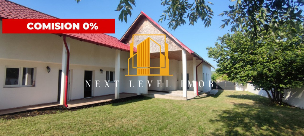 Casă spațioasă – Micești, Argeș, teren generos 2.500