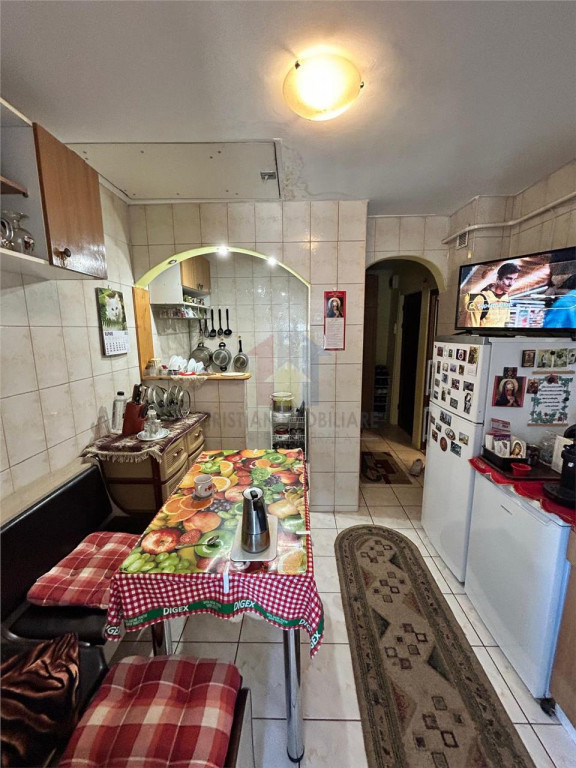 AP 2 camere Buzaului Confort 1 decomandat 50mp