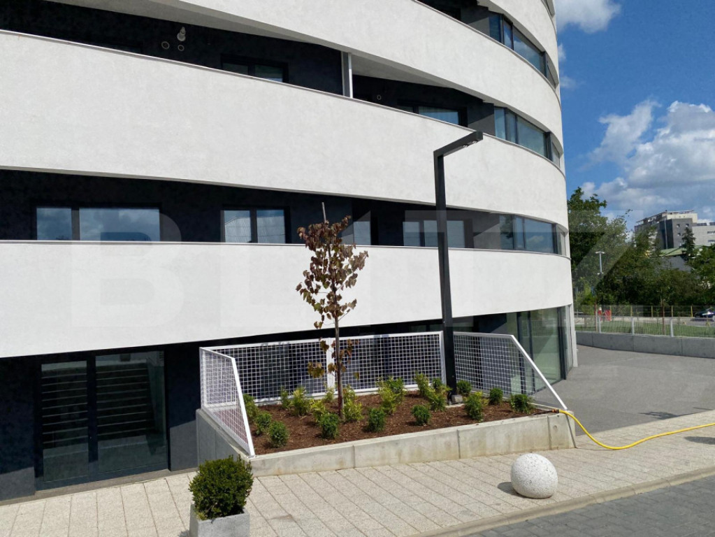 Spațiu comercial premium – 66,3 mp | Parter bloc nou | An