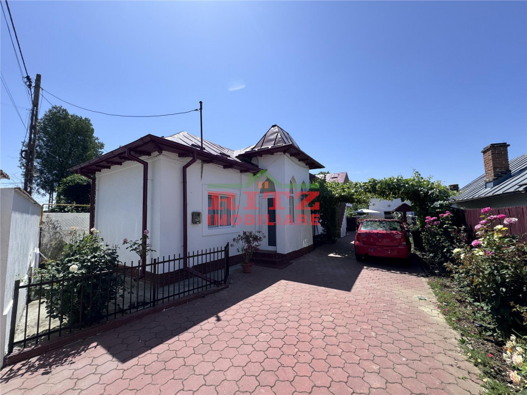 NOU! Casa P M, teren 484 mp, Slatioara!