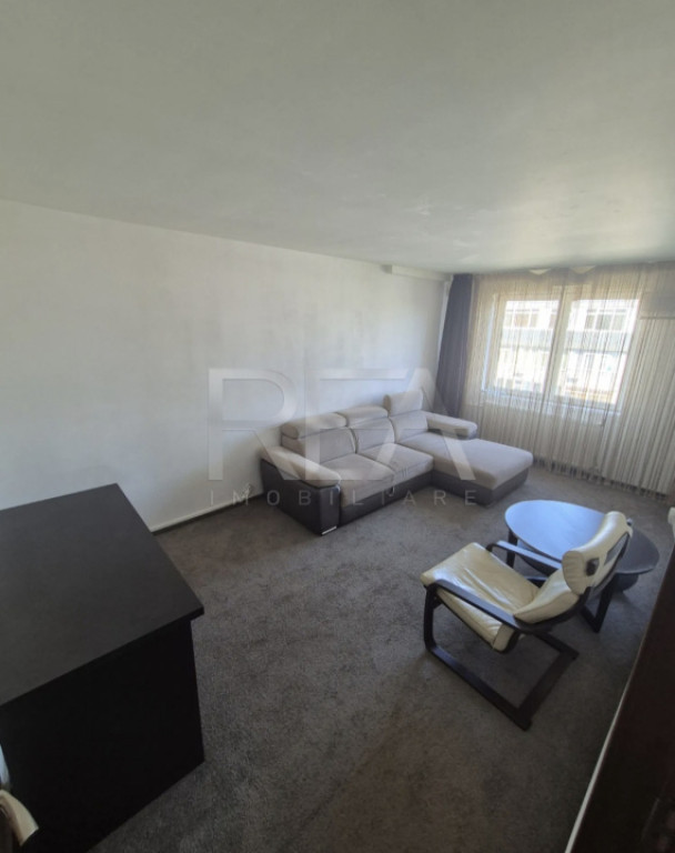 3 camere 8/8 ,renovat, Crangasi, Str Nicolae Oncescu.