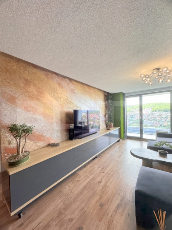 Apartament cu 3 camere, 75 mp, loc de parcare subteran, cart