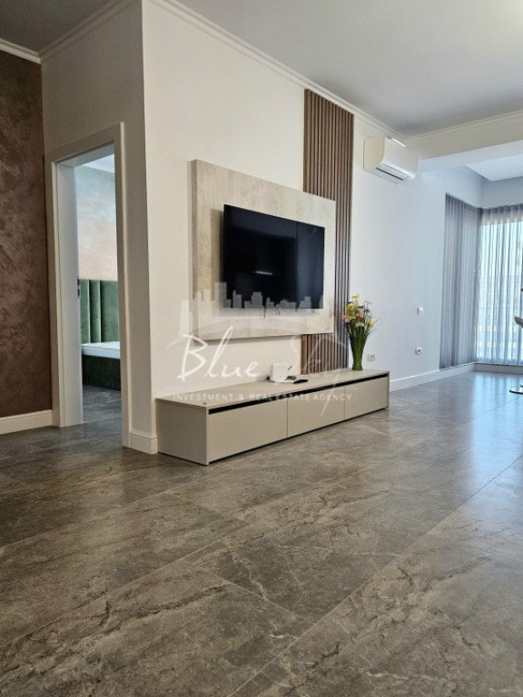 Statiunea Mamaia- Apartament 2 camere, langa plaja, disponib