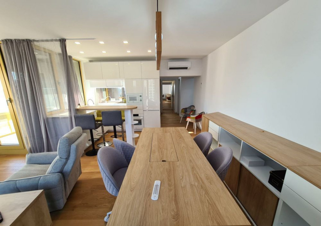 Apartament 3 camere / Aviatiei Park / Loc de parcare