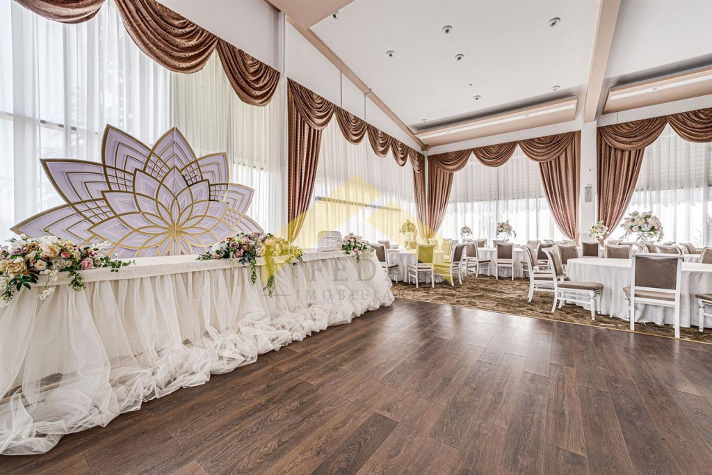 Sala de evenimente zona de agrement de , Arad