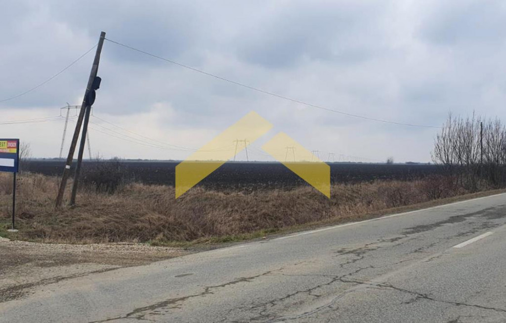 Teren cu PUZ de zona Turnu