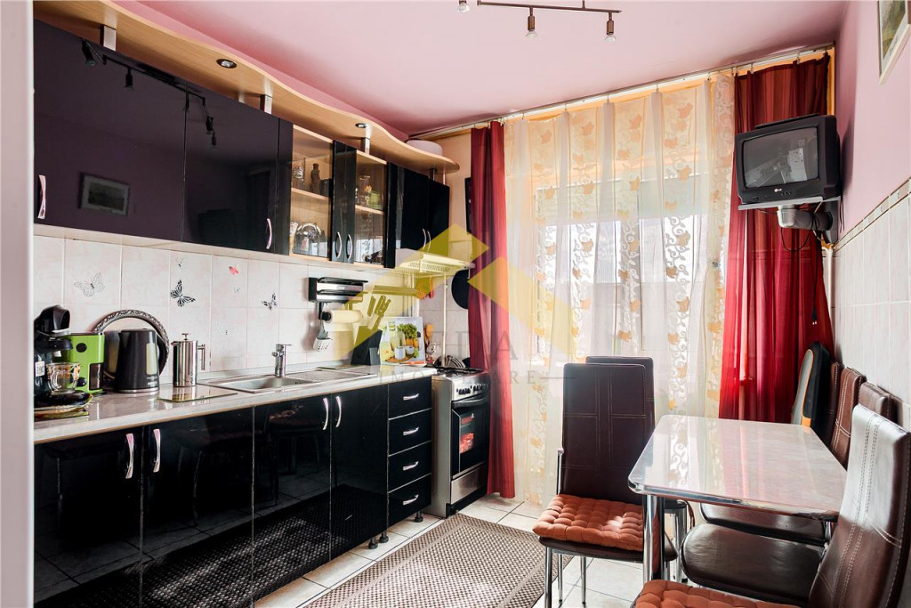 Apartament 2 camere de zona Gradiste