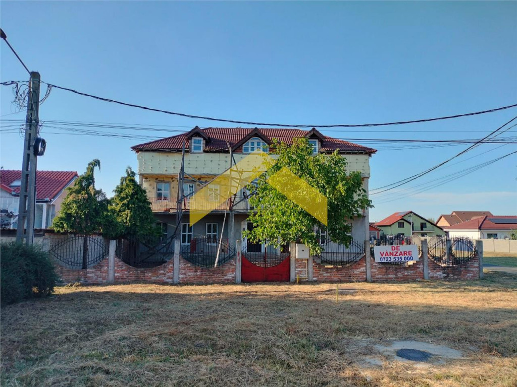 Casa la gri de in localitatea Fantanele