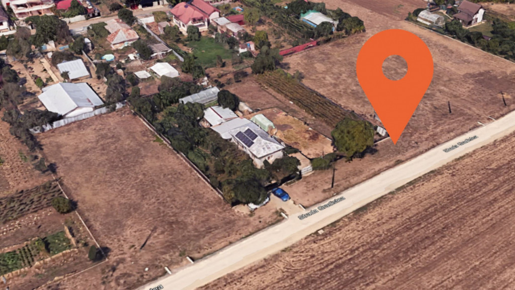 Lot casa. Frumusani - Padurisu. Utilitati.