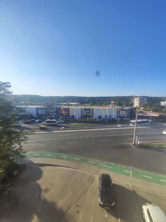 Apartament de 2 camere, 47 mp., zona Kaufland