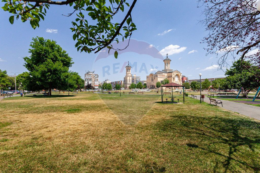 Apartament 2 camere, etaj 1, Micalaca, zona Orizont