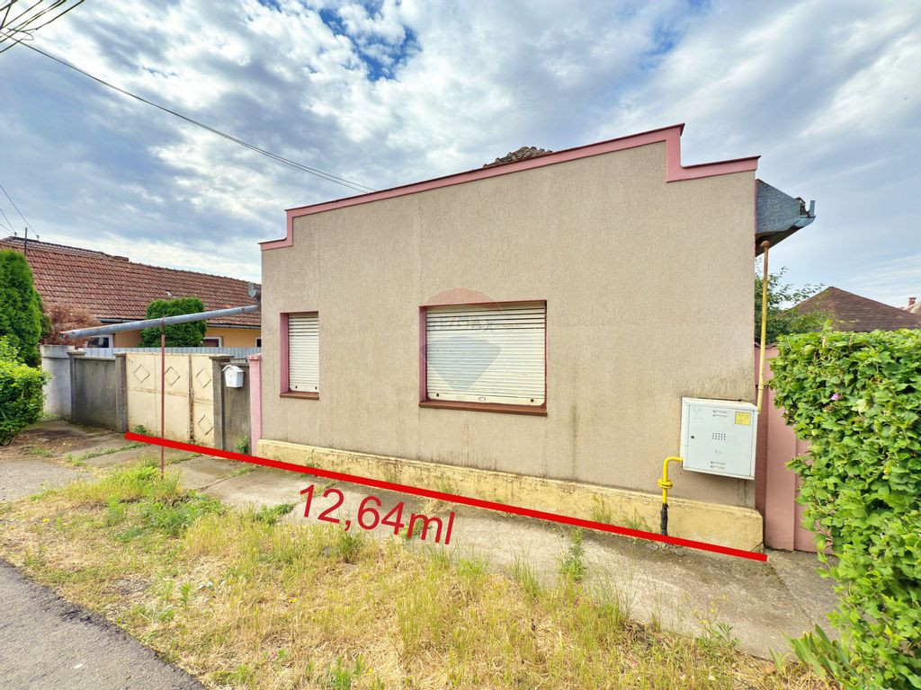 Casă de demolat + teren, de vânzare – 515 mp în Vlad...