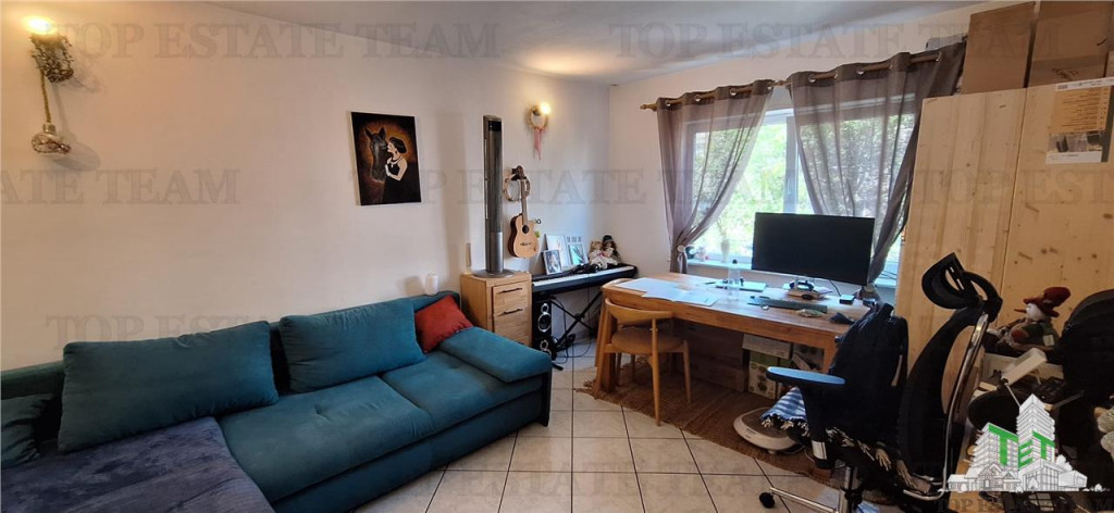 Apartament 3 camere zona Casa de Cultura