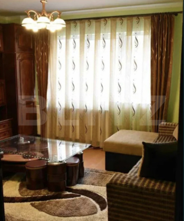 Apartament de inchiriat, 4 camere decomandat, complet dotat