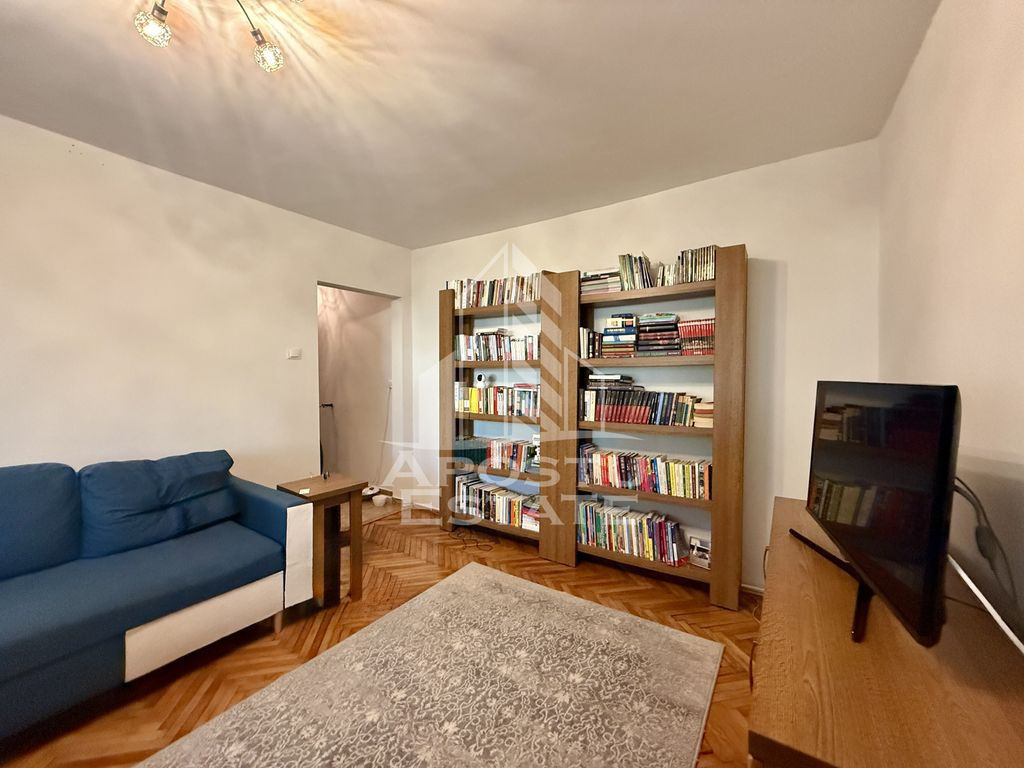 Apartament 2 camere, renovat, centrala proprie, zona Ultr...