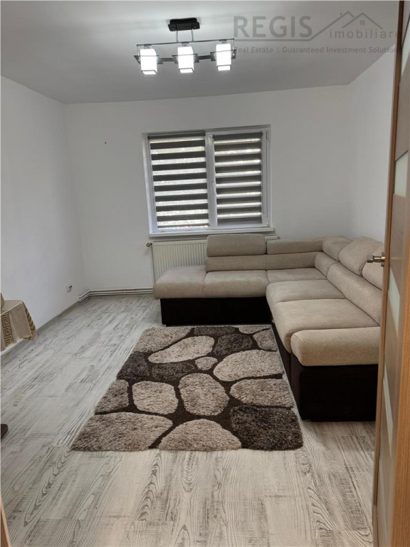 Apartament 3 camere, renovat, spatios si luminat