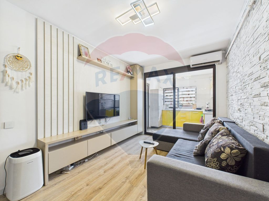 Apartament cu 3 camere de vânzare-Leroy Merlin Bragadiru