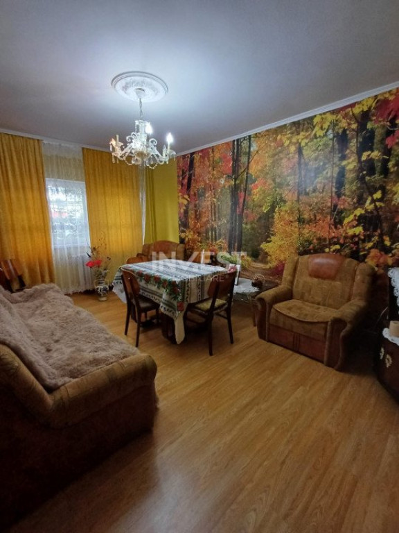 Apartament cu 3 camere decomandat in Dacia - LIBER