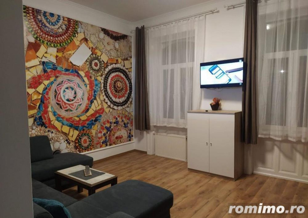 1 camera langa Facultatea de Medicina