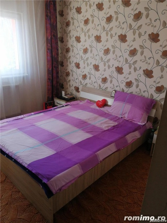 1 camera in zona Buziasului