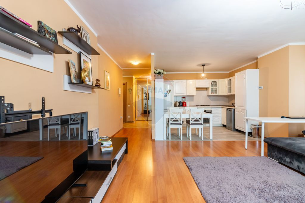 Apartament cu 2 camere în Bucurestii Noi, metrou, parcar...