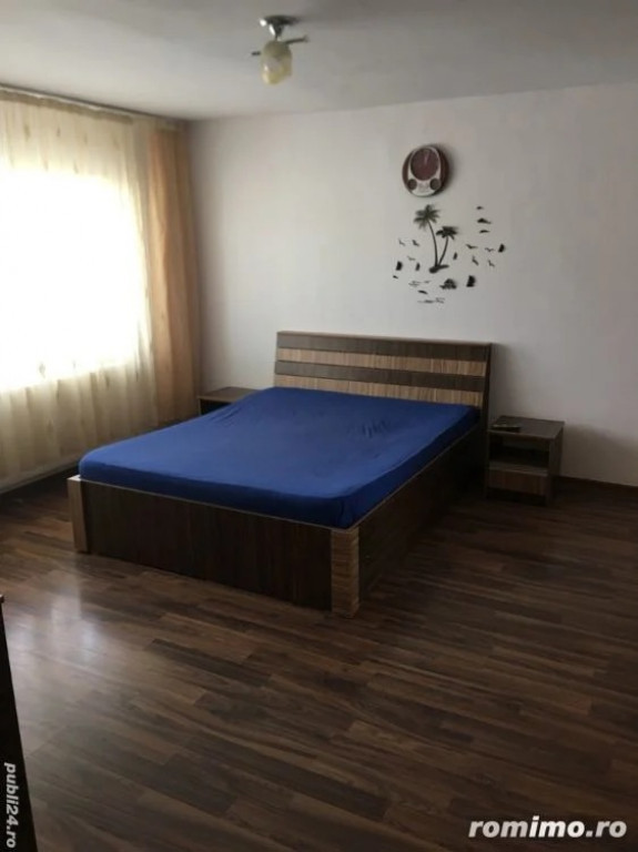 1 camera in zona Dambovita