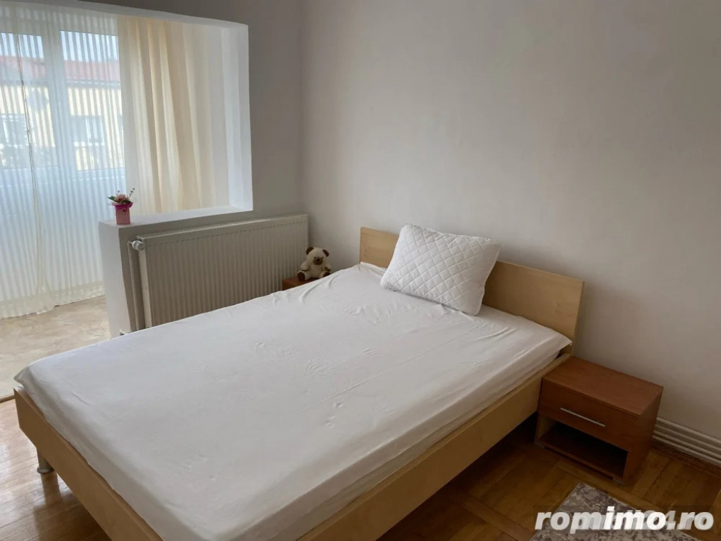 1 camera in zona Olimpia Stadion