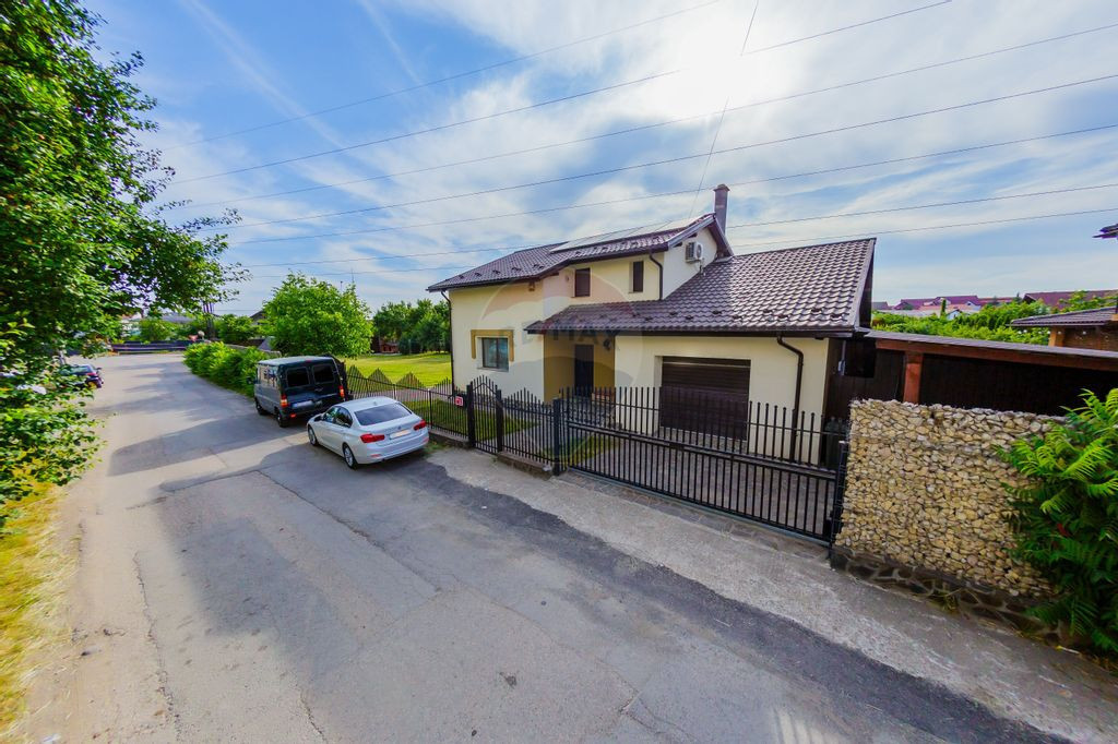 DE VÂNZARE – Casă P+M, Baia Mare, str. Toamnei Baia Mare