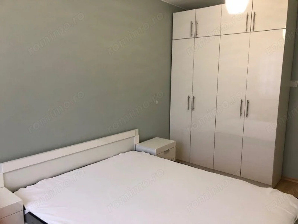 3 camere in zona Medicinei