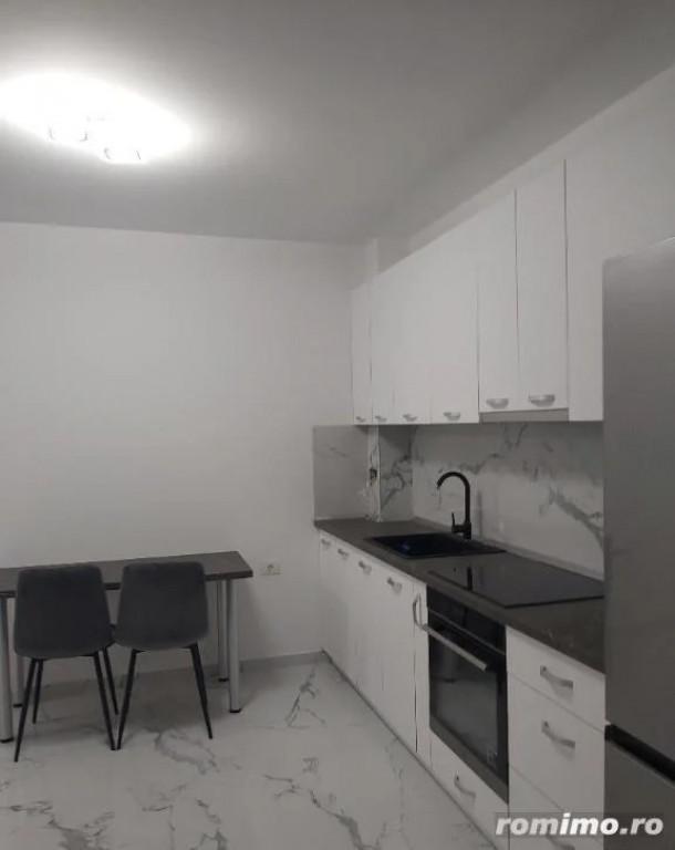 Garsoniera in zona Badea Cartan