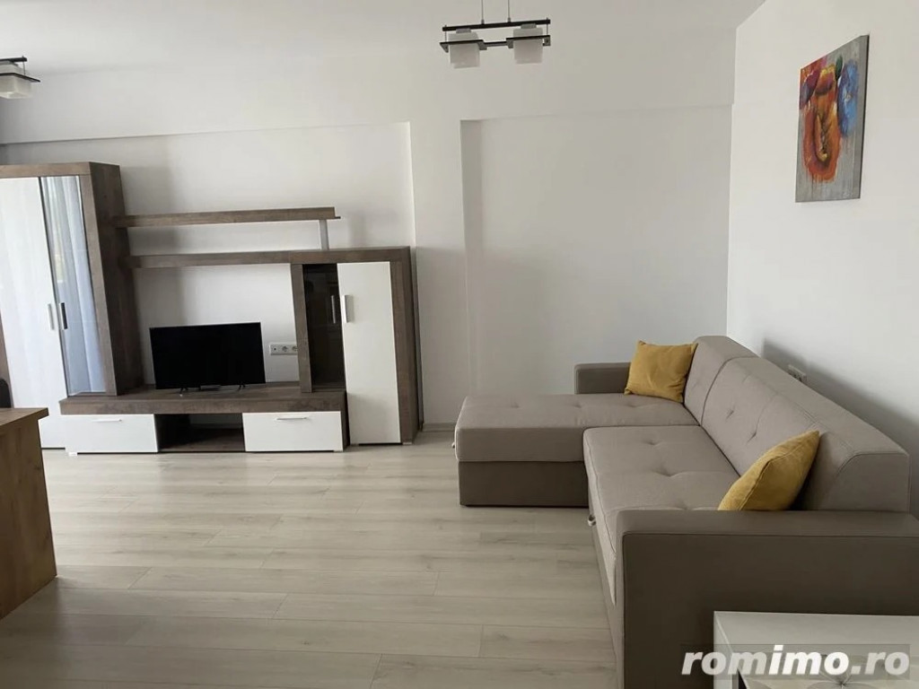 1 camera in zona Medicinei