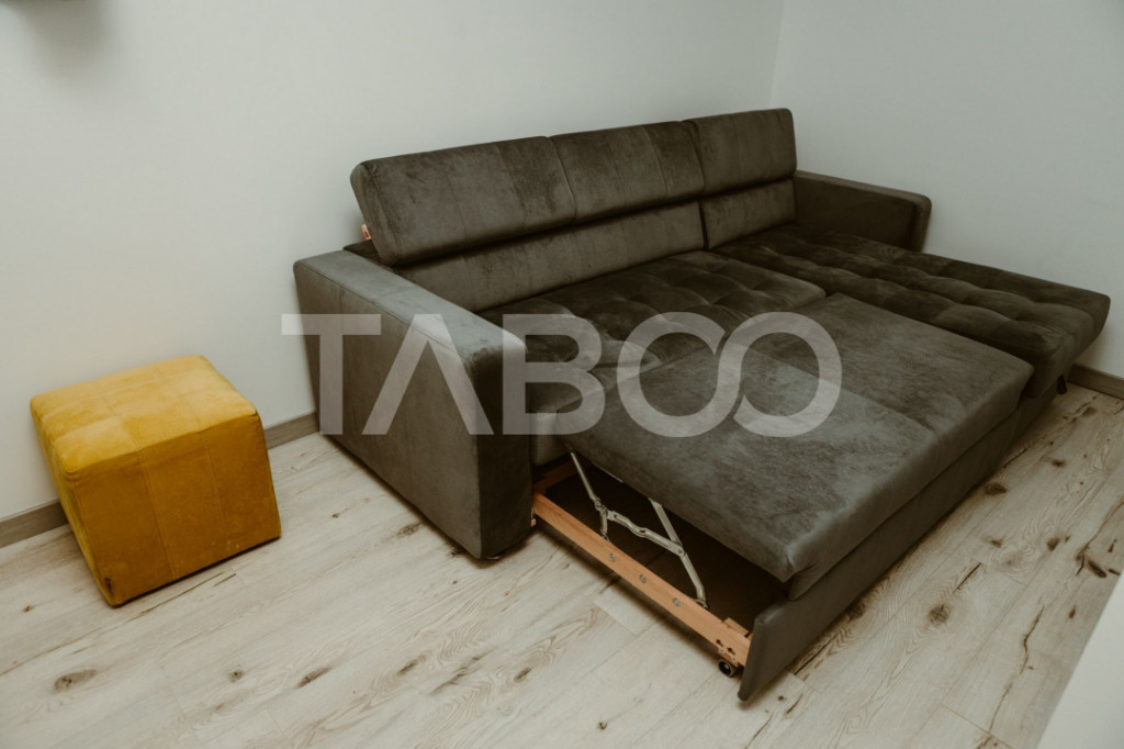 Apartament cu 3 camere decomandate 2 bai si curte de inchiri