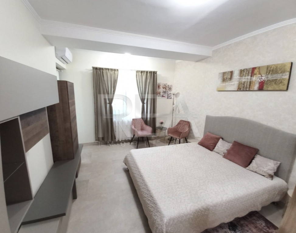 Garsoniera 35 mp, 4/10, bloc 2022, Auchan Drumul Taberei.