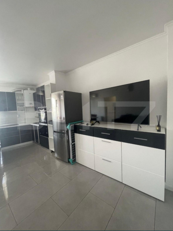 Apartament de vanzare, cu 2 camere, zona semicentral