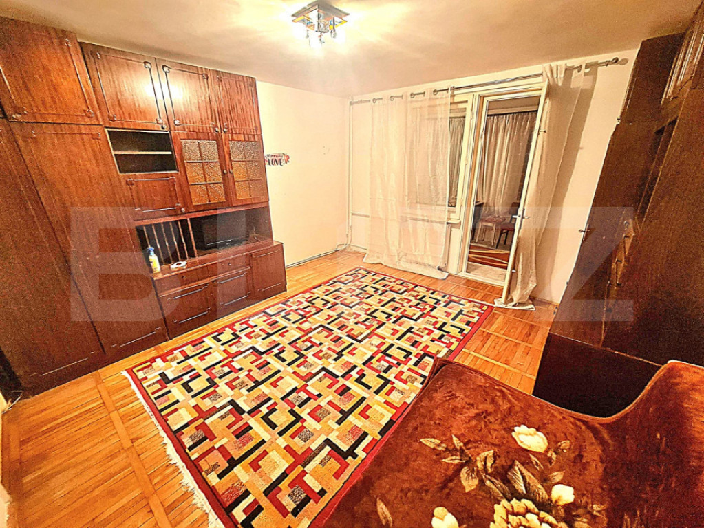 Garsoniera de vanzare, 46 mp, parter, zona Zamca