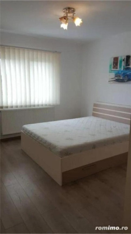 1 camera in zona Medicinei