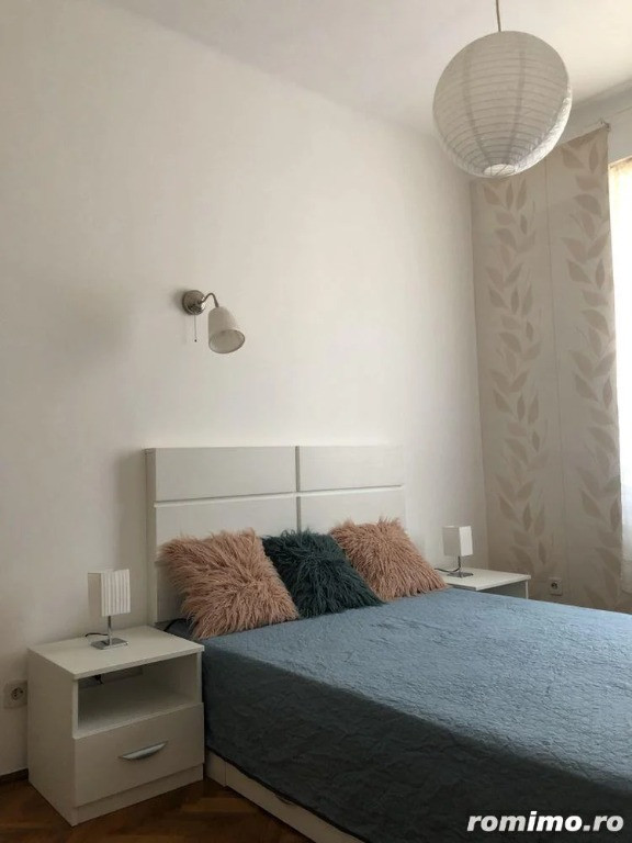 1 camera in zona Garii