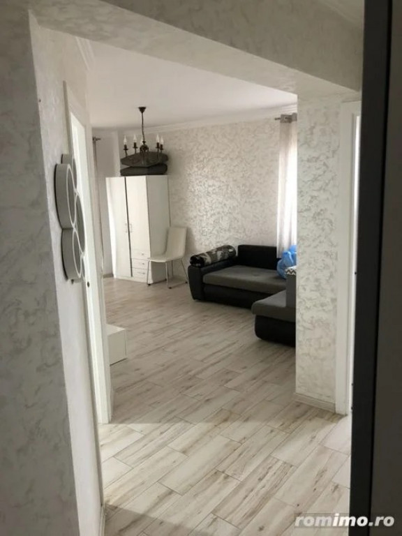 1 camera in zona Lipovei