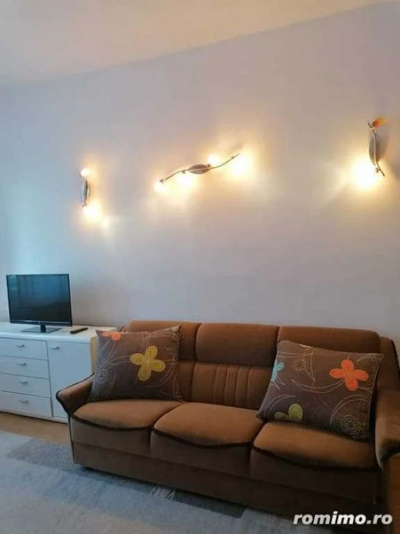 1 camera in zona Torantalului