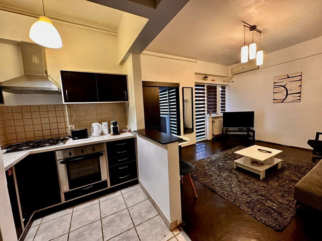 De - Apartament 2 camere zona ultracentrala Piata Romana