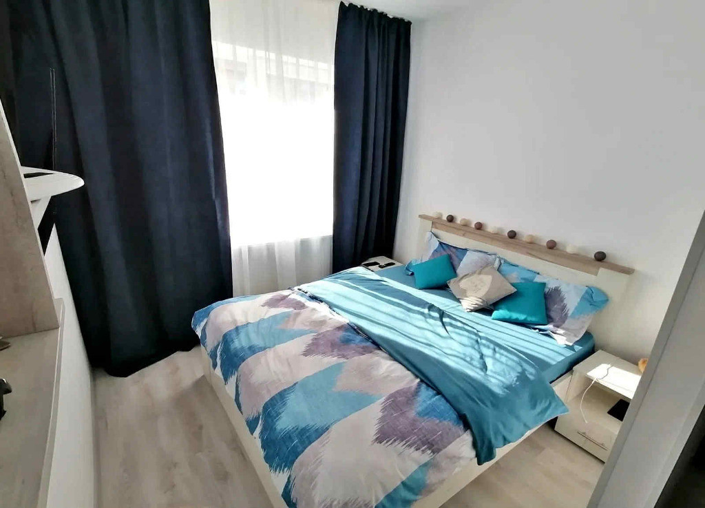 Garsoniera decomandata - zona Sanpetru