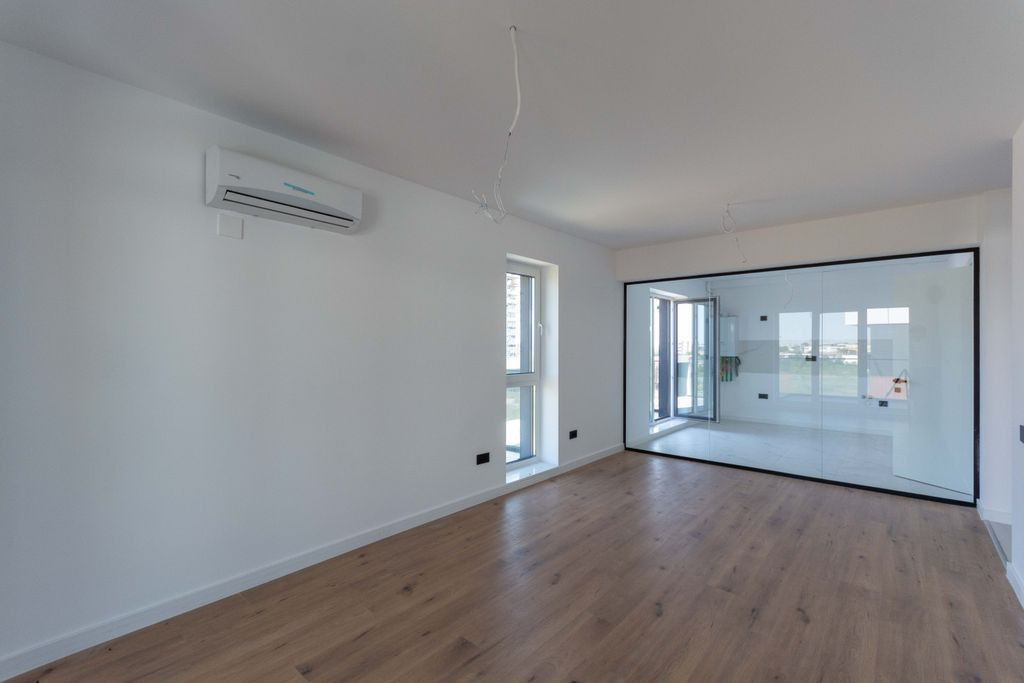 Titan Astorium 3 CAMERE predare 2025 Finisaje si Calitate...