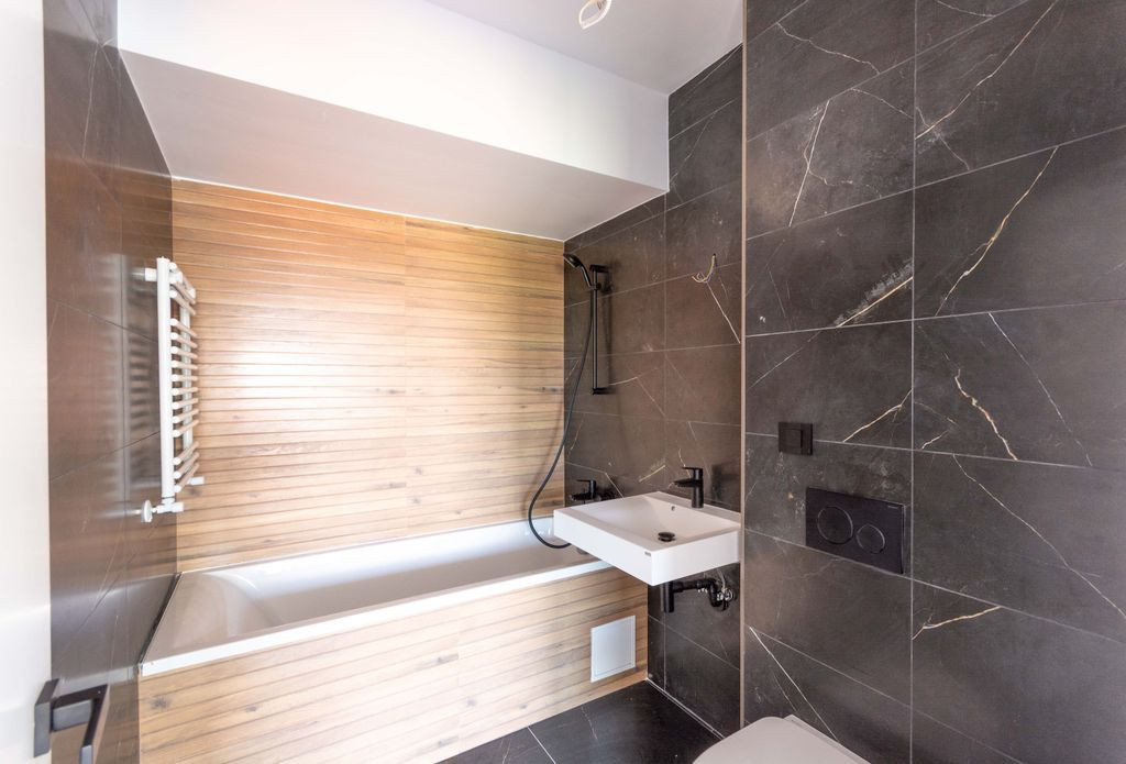 Titan Astorium Gars STUDIO predare 2025 predare 2025 Fini...