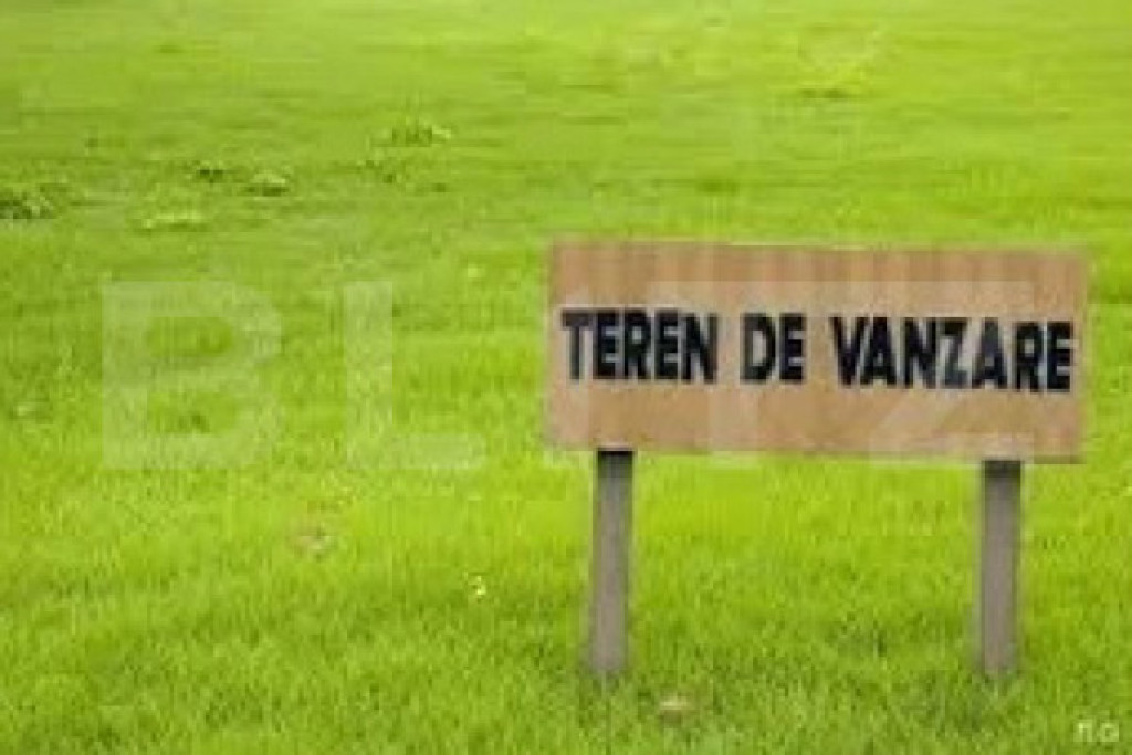 Teren intravilan, 4200 mp, zona Itcani