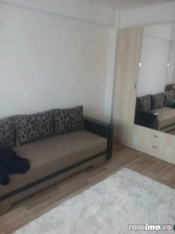 Garsoniera in zona Girocului