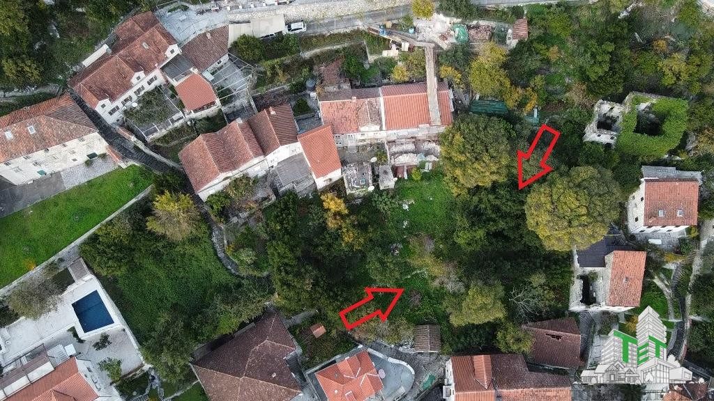 Teren de in Kotor Muntenegru