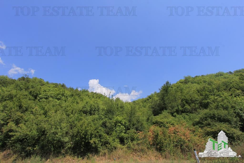 Teren de in Kotor Muntenegru