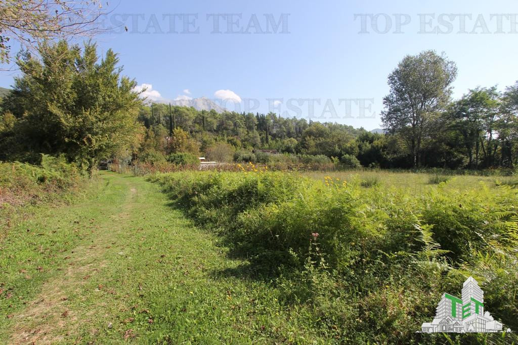 Teren de in Herceg-Novi Muntenegru